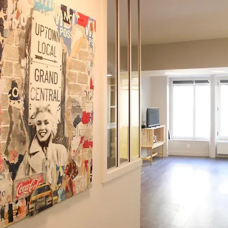 Апартаменты T2 In The Heart Of Near Louvre Museum Париж